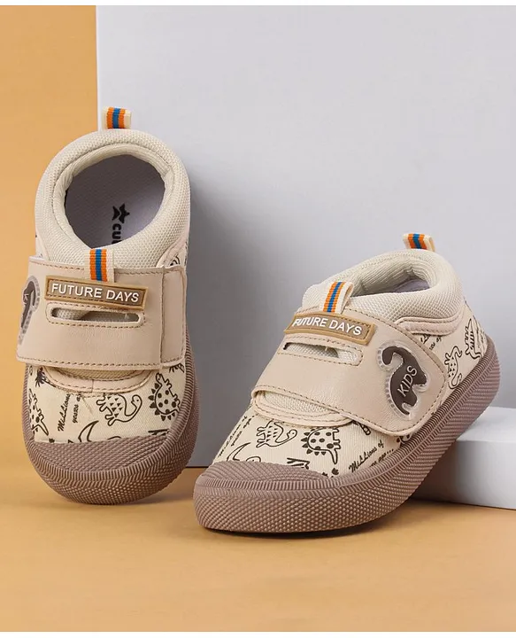 Cute walk by babyhug sales casual shoes