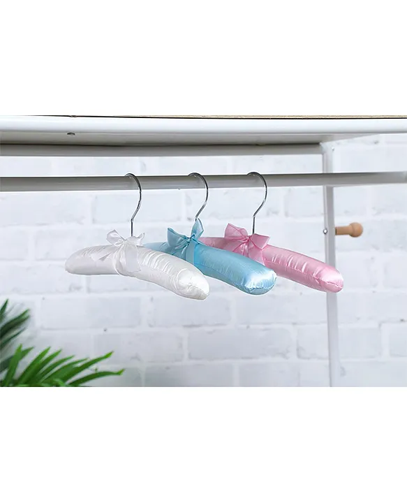 Coat hanger children (3 pieces)