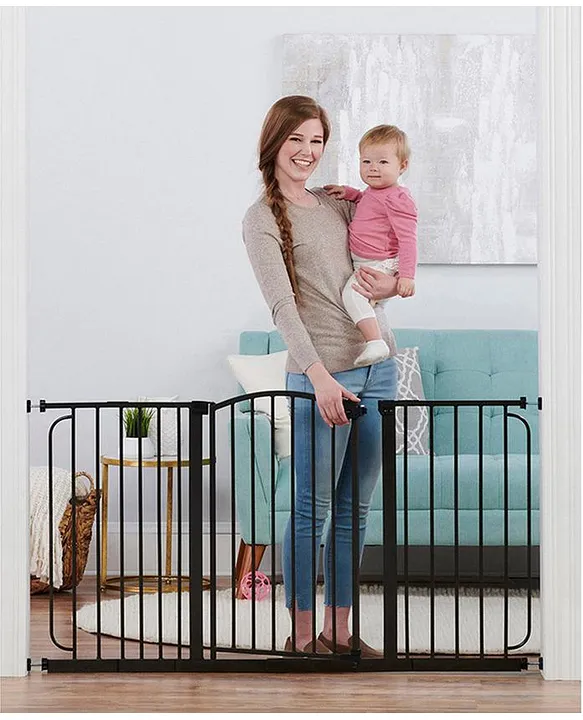 Regalo extra wide baby gate sale black